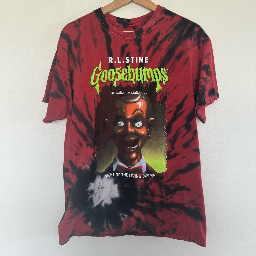 Goosebumps Night Of The Living Dummy T-Shirt Mens Large Red Tie Dye Horror Book